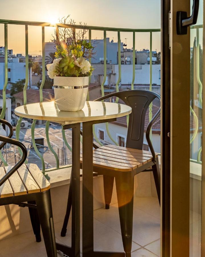 Leonardo Boutique Hotel Larnaca Extérieur photo