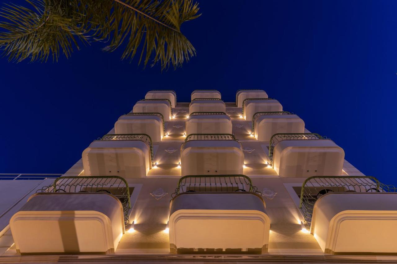 Leonardo Boutique Hotel Larnaca Extérieur photo