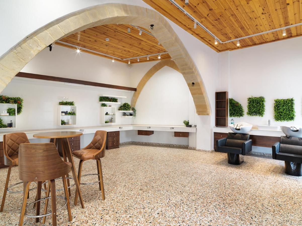 Leonardo Boutique Hotel Larnaca Extérieur photo