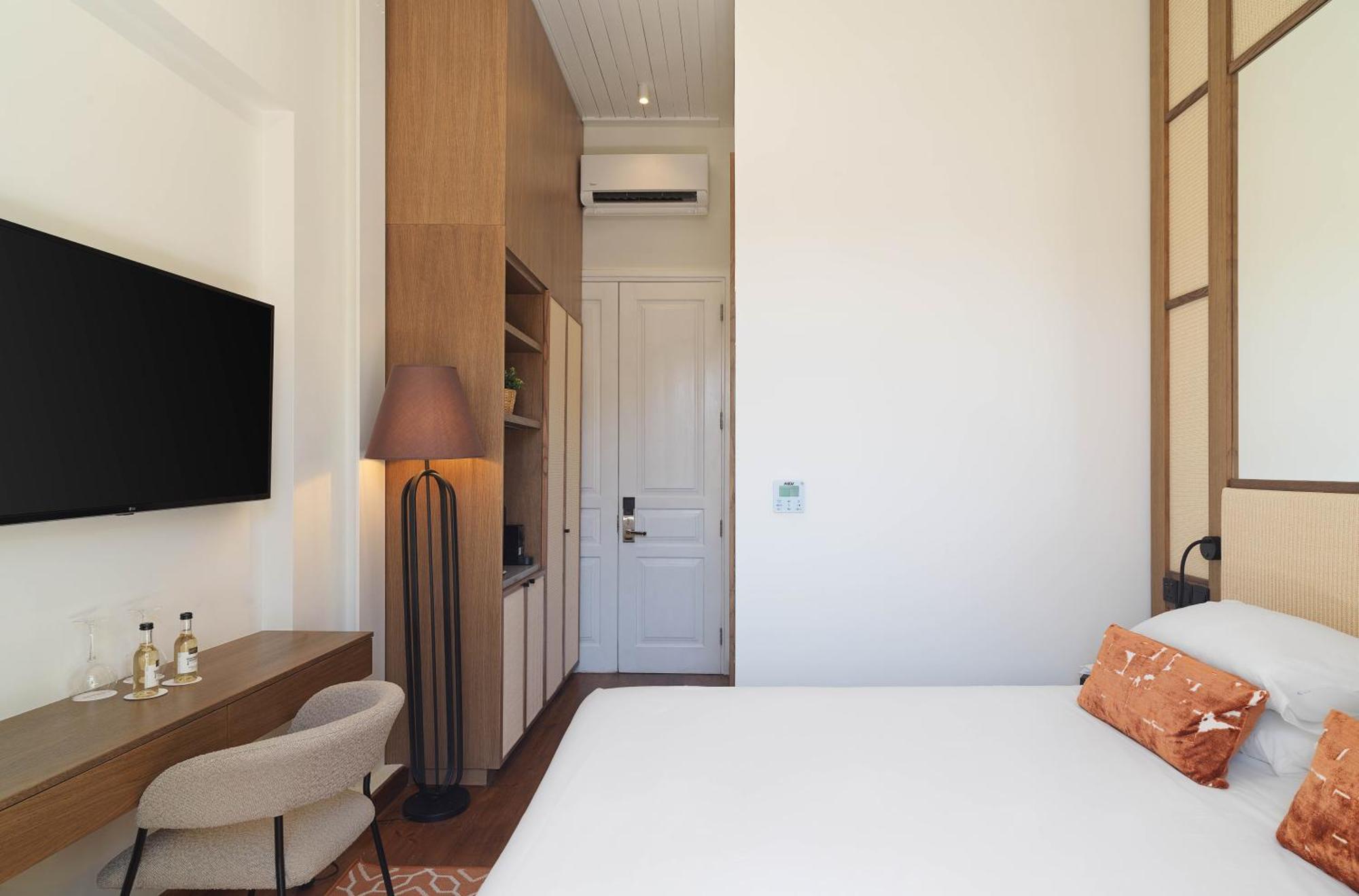 Leonardo Boutique Hotel Larnaca Extérieur photo